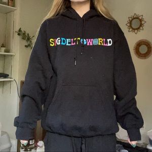 Sig Delt World Sweatshirt size small